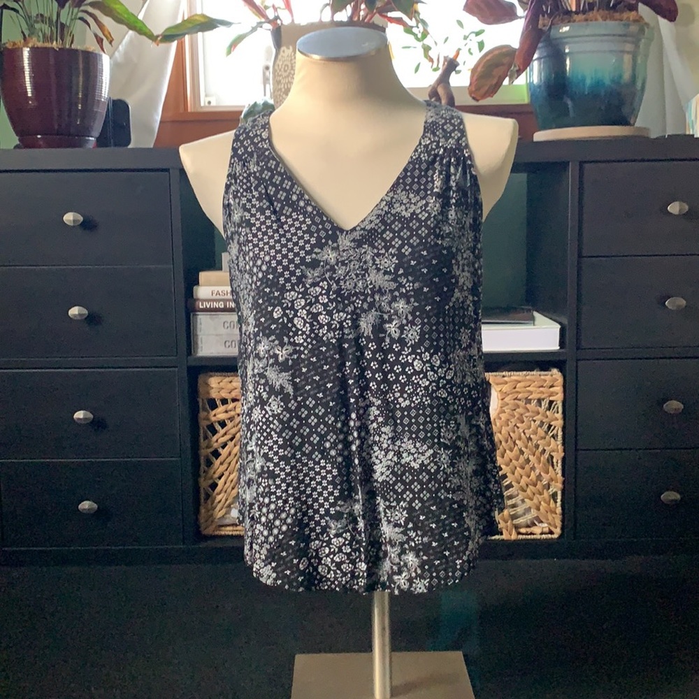 Old Navy printed woven tank